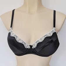 BNWOT Triumph Amourette City W Underwired Bra 32C Black