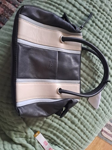 Tula leather handbag - leather, black