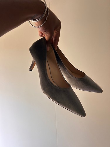 Newbella gray suede - suede, pointed