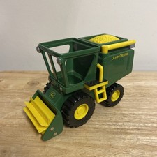 John Deere Plastic Combine