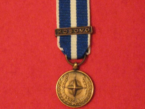 Miniature nato kosovo medal - kosovo,