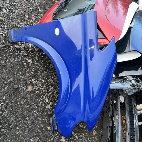 Mercedes vito right front wing - right,