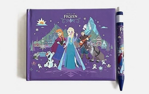 Bnwt disneyland paris world - bnwt,