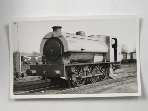 Saddle tank steam locomotive - saddle,