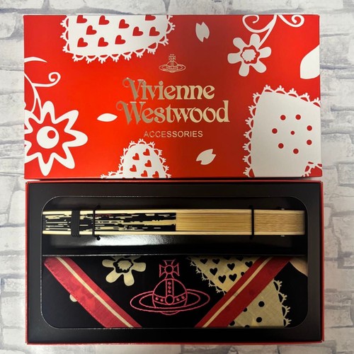 Vivienne westwood fan - fan, &