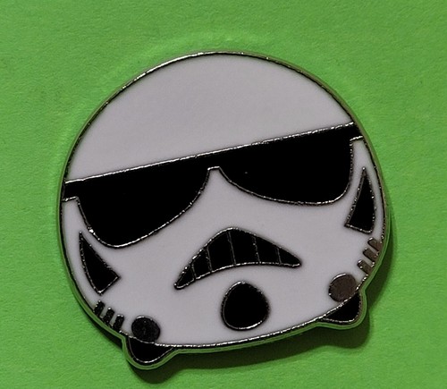 Disney trading pins - disney, pins,