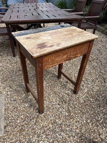 Vintage wooden old - old, school