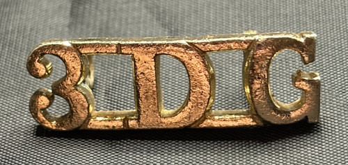 British army collar - collar, badge