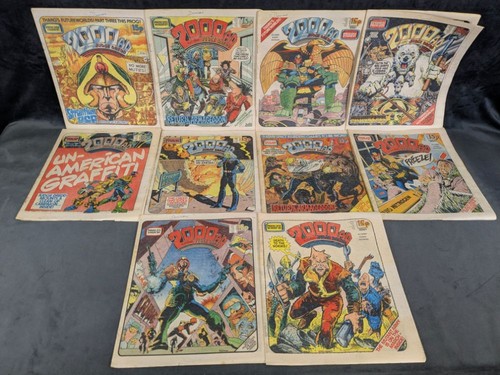 2000 judge dredd comic - 2000,