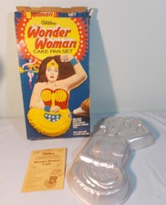 Vtg Wilton Wonder Woman Cake