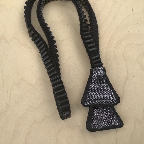 Black bead leztovka - black,