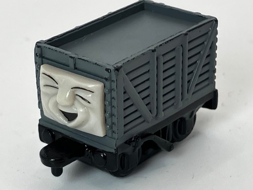 Bandai troublesome truck - troublesome,
