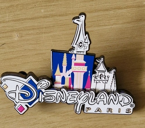 Disneyland paris castle logo - disneyland,