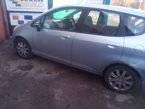 Breaking spares honda jazz - breaking,