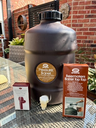 Beer pressure barrel with - beer,