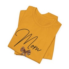 Mom Script Text with Leopard