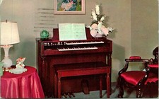 Boston MA Hammond Spinet Organ