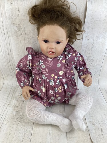 Lifelike reborn toddler doll - lifelike,