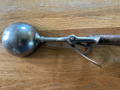 Antique brass ice cream - brass, scoop