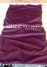 Sungeek Velvet Cushion Covers – Pack of 2, 40 x 40 cm, Pompoms, Eggplant Purple