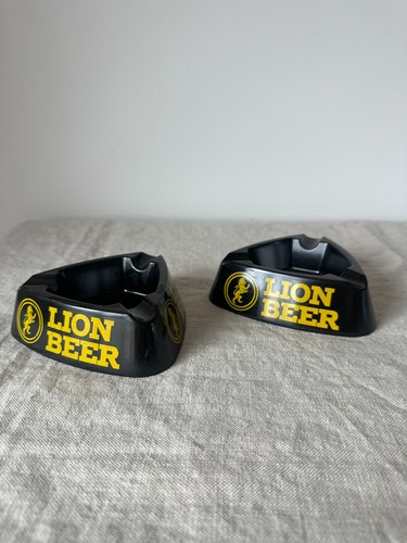 Pair vintage lion beer - pair,
