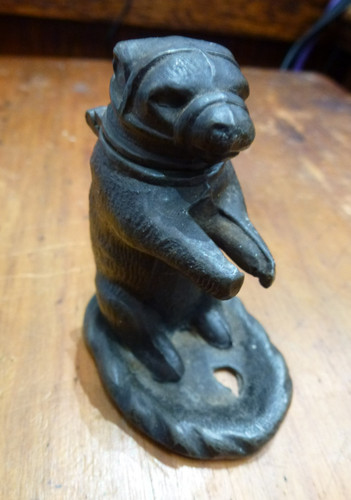 Old dancing bear - , vesta