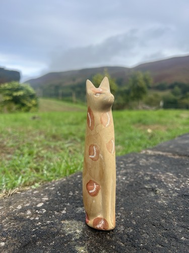 Vintage hand carved - vintage, cat