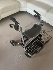 Invacare Banjo P452E/3 Rollator