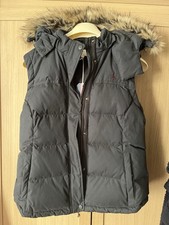 Jack Wills Black Down- Filled Gilet NWT  14 Fluffy Hood