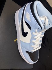 Nike Air Jordan’s 1 Mid GS