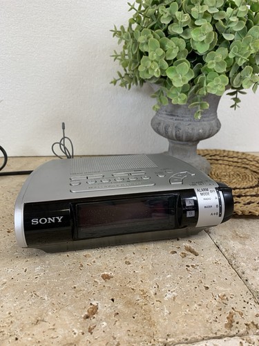 Sony dream machine icf - dream, icf-c253l
