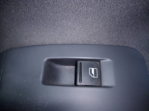 Right front power window - front,