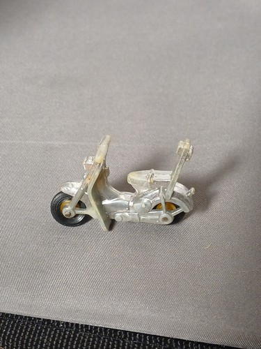 Vintage silver plastic toy - silver,