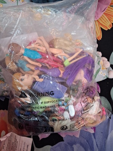 Large bag small dolls - of,