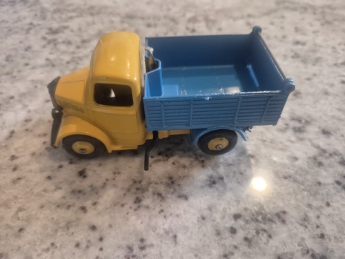 Dinky toys bedford - toys, dump