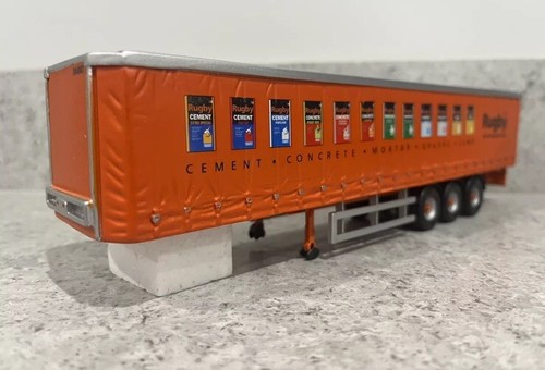 Corgi tri axle curtainside - -, tri-axle