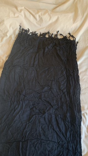Black shawl with tassels - black,