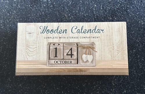 Wooden block daily calendar - wooden,
