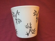White / Black Leaf Design Plant Pot