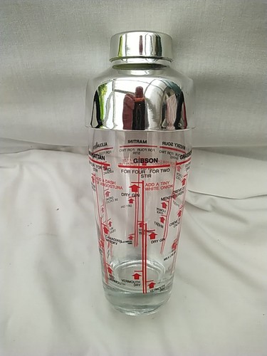 Vintage glass martini cocktail - vintage, martini/cocktail