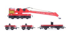 HORNBY 'OO' GAUGE R197 COWANS SHELDON RED 75T OPERATING BREAKDOWN CRANE WAGONS