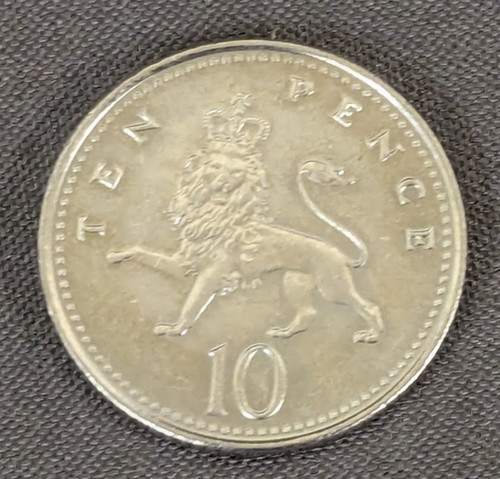 2004 10p coin ten pence - 10p,