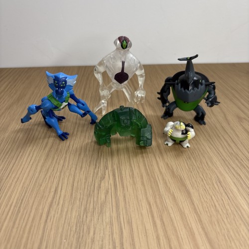 Ben figures bundle of 5 - figures,