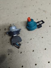 Vespa LX125 Lock Set Ignition Barrel Cap