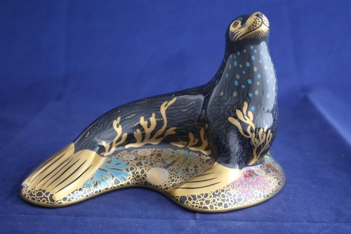 Royal crown derby sea lion - derby,