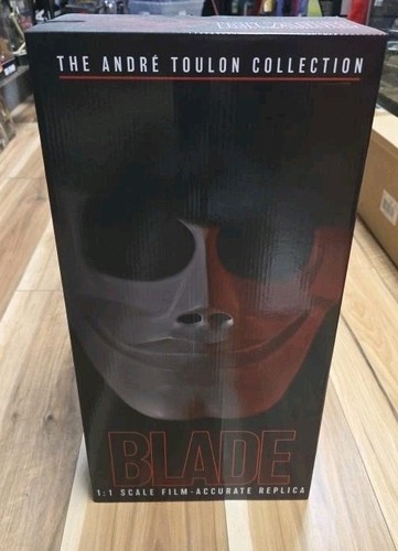 Puppet master blade - master,