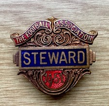 ORIGINAL OLD 1951 FOOTBALL ASSOCIATION STEWARD ENGLAND  WEMBLEY BADGE