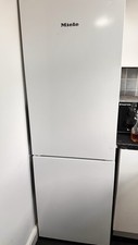 Miele Dina Cool Fridge Freezer A++, Used, KFN28032d