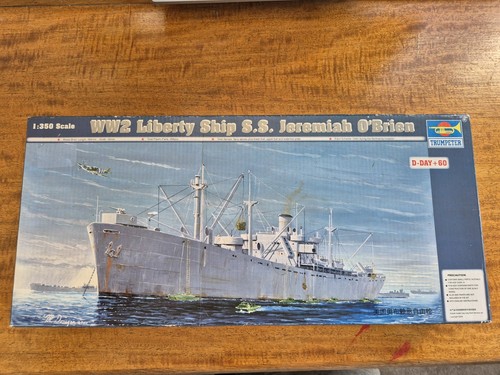 Trumpeter 350 scale ww2 - 1:350,