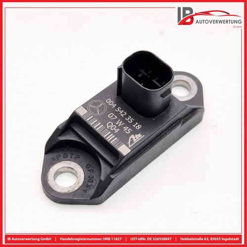 Sensor acceleration sensor